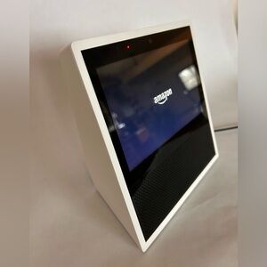 Amazon Echo Show Alexa 1st Gen Smart Assistant White Used Tested & Works